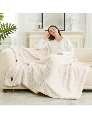 Manta de Piel Sintética Cozy Bliss 139.7x177.8 cm Crema