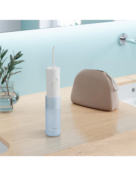 Irrigador Dental Portátil Panasonic EW-DJ11-A con Tanque Plegable Irrigador Dental Portátil Panasonic EW-DJ11-A con Tanque Plegable