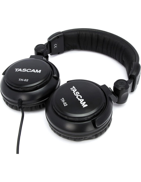 TASCAM Mixcast 4 + Auriculares TH-02-B para Podcasting TASCAM Mixcast 4 + Auriculares TH-02-B para Podcasting