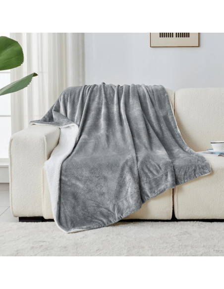 Manta de Sherpa SOCHOW 127x152 cm Gris Suave y Reversible Manta de Sherpa SOCHOW 127x152 cm Gris Suave y Reversible
