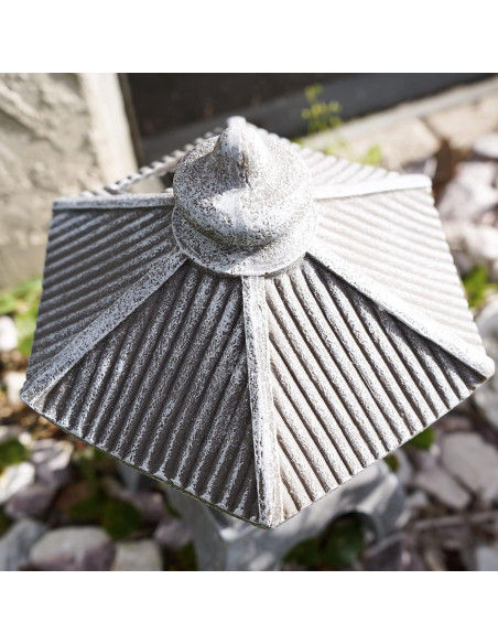 Estatua Solar de Jardín VP Home Pagoda Tranquila 30.48 cm Estatua Solar de Jardín VP Home Pagoda Tranquila 30.48 cm