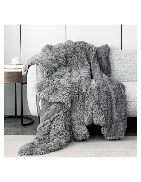 Manta de Piel Sintética Pawque 152x203 cm Gris Suave Manta de Piel Sintética Pawque 152x203 cm Gris Suave