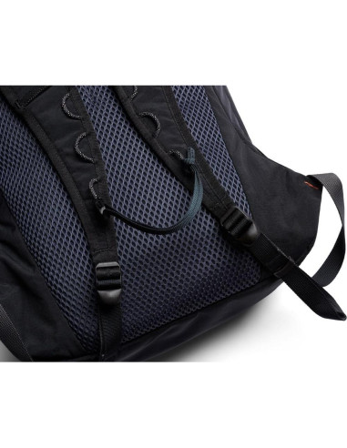 Mochila ligera Bellroy Lite Daypack 23L Negra