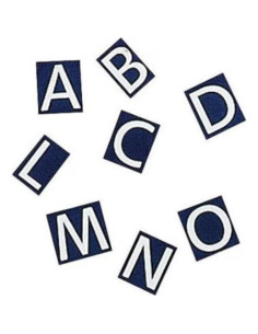 Personajes Magnéticos Quartet Helvetica 1" 128 Letras Blancas 2