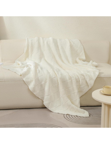 Manta de Lanzamiento Bearberry 127x152cm Crema Jacquard Suave Manta de Lanzamiento Bearberry 127x152cm Crema Jacquard Suave