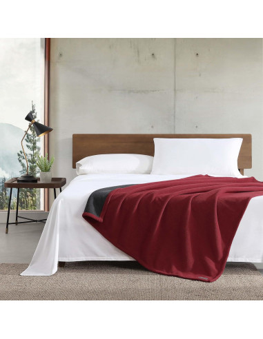 Manta de Lanzamiento Reversible Eddie Bauer 152x127 cm Rojo