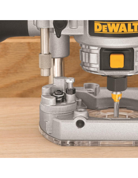 Router Compacto DEWALT DWP611PK 1.25HP Velocidad Variable Router Compacto DEWALT DWP611PK 1.25HP Velocidad Variable