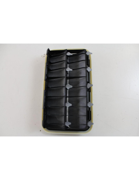 Conducto de Panel Cuarterón Toyota 62940-AA030 OEM Conducto de Panel Cuarterón Toyota 62940-AA030 OEM
