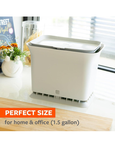 Contenedor de Compostaje de Cocina Full Circle 5.68L Gris