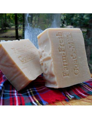 Jabón Natural de Leche de Cabra Fresca 198g - Natural Handcrafted