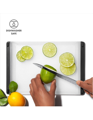 Juego de Tablas de Cortar OXO Good Grips 2 Piezas 18.4x27.3cm y 22.9x32.8cm