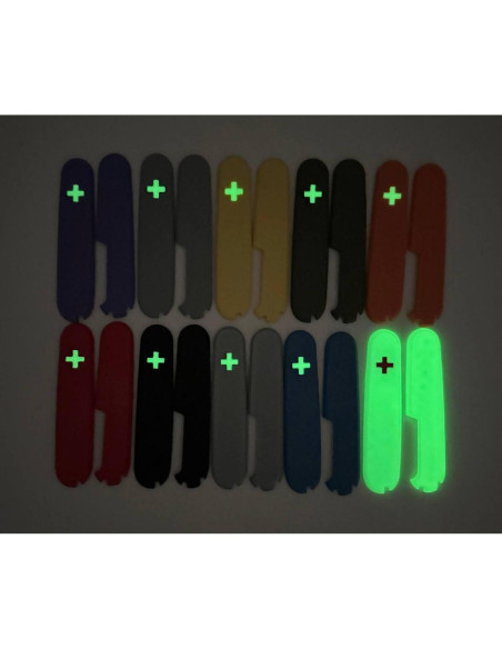 Cubiertas de Reemplazo Victorinox 91mm Verde Militar con Espacios Cubiertas de Reemplazo Victorinox 91mm Verde Militar con Espacios