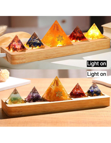 Pirámide de Cristal Orgone 5 Chakras con Base LED Madera