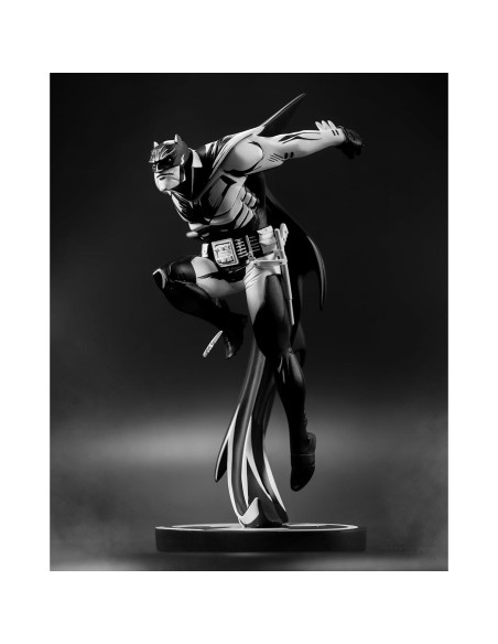 Estatua Batman Caballero Blanco McFarlane 22.86 cm Edición Boceto Estatua Batman Caballero Blanco McFarlane 22.86 cm Edición Boceto