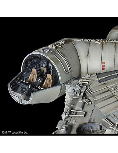 Kit de Modelo Halcón Milenario Bandai 1:72 Star Wars PG