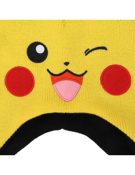 Gorra Laplander Bioworld Pikachu con Borlas de Pokeball Gorra Laplander Bioworld Pikachu con Borlas de Pokeball
