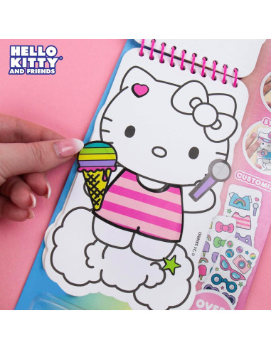 Libro de Colorear y Stickers Hello Kitty 2-en-1 con Crayones