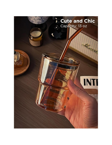 Vaso de vidrio Olvini 385ml con tapa y popote - Ámbar