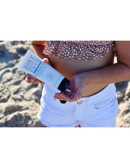 Protector Solar Zoey Naturals SPF 50+ para Bebés y Niños - Resistente al Agua Protector Solar Zoey Naturals SPF 50+ para Bebés y Niños - Resistente al Agua