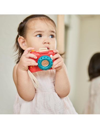 Cámara de Juguete de Madera PlanToys para Niños 18+ Meses