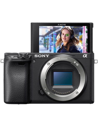 Cámara sin Espejo Sony ILCE-6400/B 24.2MP 4K con Accesorios
