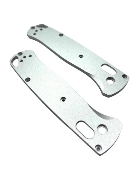 Escalas Clásicas Benchmade Bugout 535 Aluminio Anodizado Plata Escalas Clásicas Benchmade Bugout 535 Aluminio Anodizado Plata