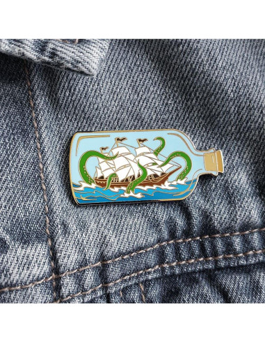 Pin de Solapa Esmalte Barco en Botella Pinsanity 4.45cm