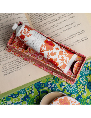 Crema de Manos Biblioteca de Flores 65 g Aroma Campo y Flores