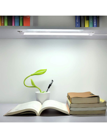 Barra de Luz LED STBTECH 43cm 6000K para Gabinete Barra de Luz LED STBTECH 43cm 6000K para Gabinete