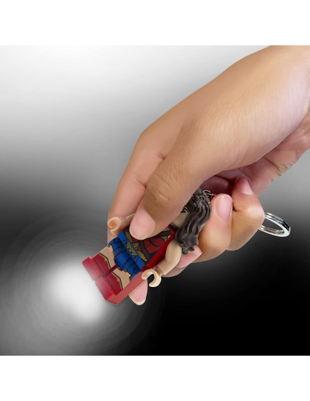 Llavero Luz Mujer Maravilla LEGO 76mm LED Incluidas Llavero Luz Mujer Maravilla LEGO 76mm LED Incluidas