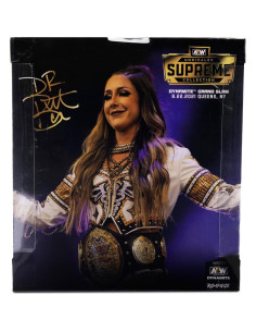 Figura de Acción Britt Baker AEW Ringside 27.94x17.78 cm 2