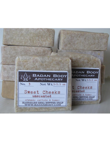 Jabón Orgánico de Manteca de Karité Badan 142 g con Zanahoria y Miel