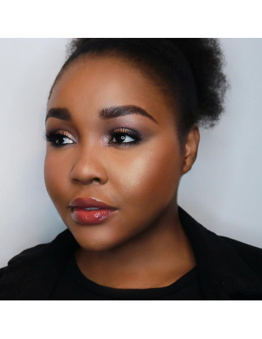 Iluminador Lune+Aster SuperStar 8.89x8.13cm Vegano