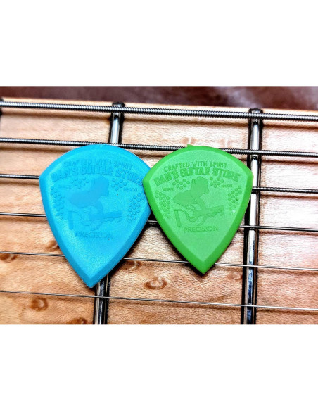 Pua de Precisión Mini Dans Guitar Store - Paquete de 10 - Nylon Verde Pua de Precisión Mini Dans Guitar Store - Paquete de 10 - Nylon Verde