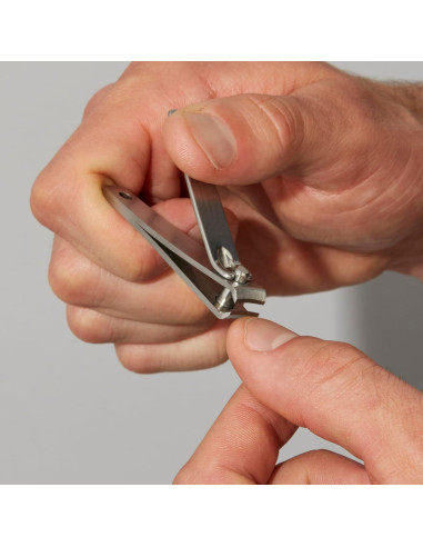 Kit de Aseo Esencial Tweezerman - 4 Piezas, Acero Inoxidable