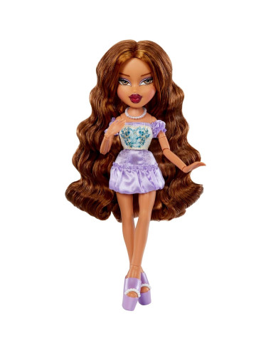 Muñeca de Moda Bratz Yasmin Goin' Out! con Accesorios