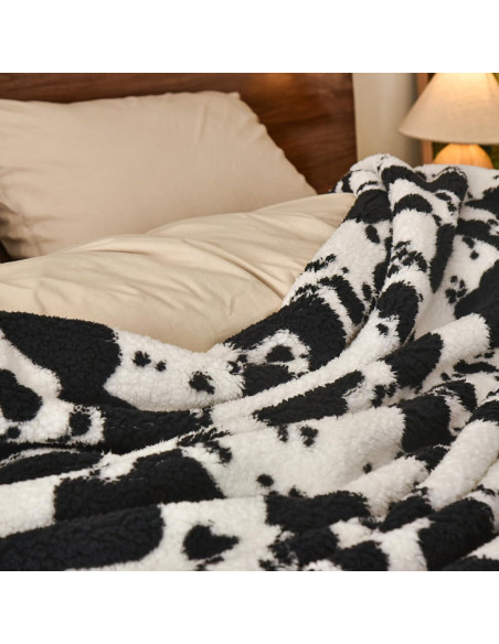 Manta Sherpa Reversible PHF King 274x228 cm Estampado Vaca Manta Sherpa Reversible PHF King 274x228 cm Estampado Vaca