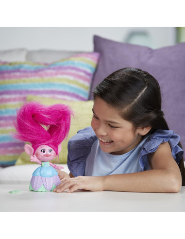 Muñeca Poppy Trolls en el Aire Hasbro C1305 con Peine