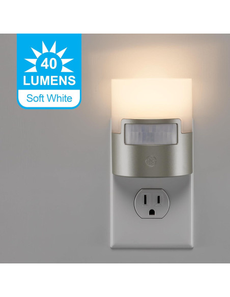Luz Nocturna LED GE con Sensor de Movimiento 40 Lúmenes Plata 2 Paquete Luz Nocturna LED GE con Sensor de Movimiento 40 Lúmenes Plata 2 Paquete