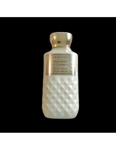 Loción Corporal Nieve y Cachemira Bath and Body Works 226g