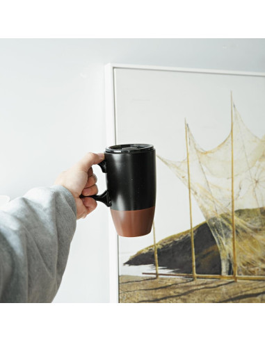 Taza de viaje de cerámica Bosmarlin 532 ml con tapa negra