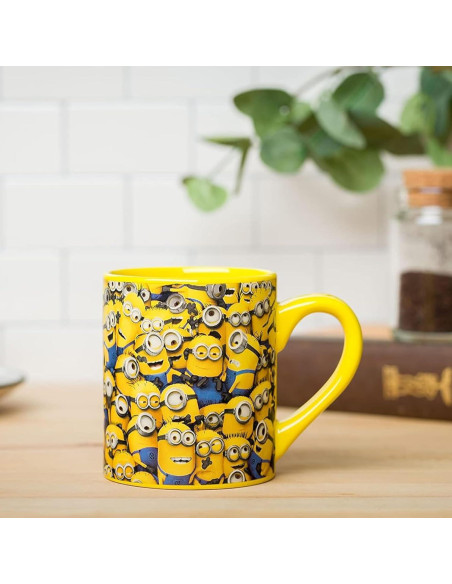 Taza de Cerámica Minions Desordenados Silver Buffalo 414ml Taza de Cerámica Minions Desordenados Silver Buffalo 414ml
