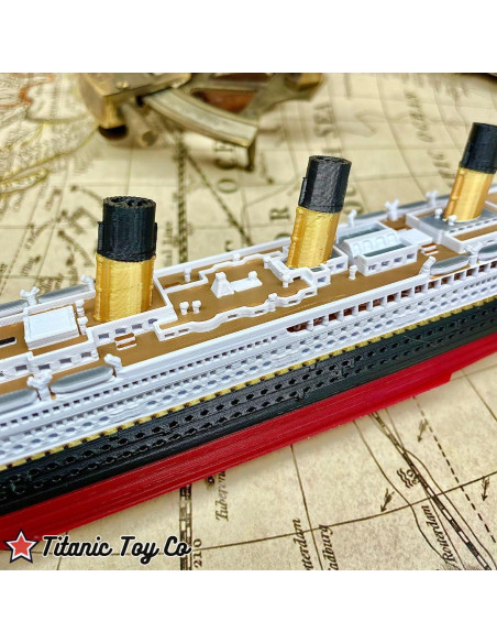 Modelo de barco RMS Titanic 30.48 cm a todo color - TitanicToyCo Modelo de barco RMS Titanic 30.48 cm a todo color - TitanicToyCo