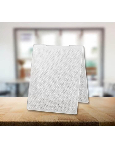 Carpeta de Embossing ALIBBON Rayas Diagonales 14.48x10.16cm Carpeta de Embossing ALIBBON Rayas Diagonales 14.48x10.16cm