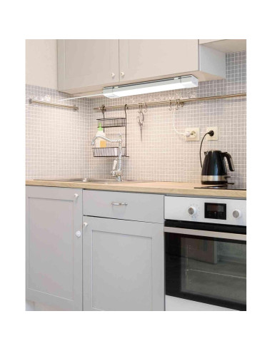 Luz de tubo LED WNSNOU 1.4FT 1800LM IP66 para gabinete