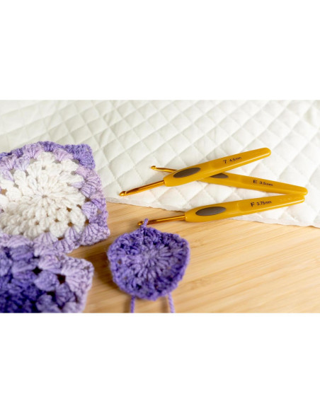 Gancho de Crochet Clover 1006/F Soft Touch 3.75mm Gancho de Crochet Clover 1006/F Soft Touch 3.75mm