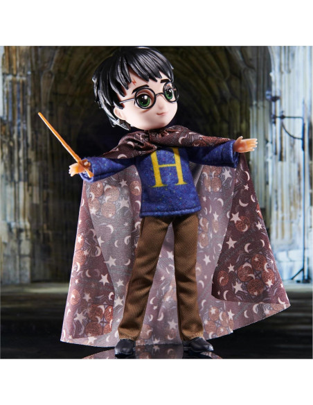 Muñeca Harry Potter 20 cm con Capa de Invisibilidad y Accesorios Muñeca Harry Potter 20 cm con Capa de Invisibilidad y Accesorios