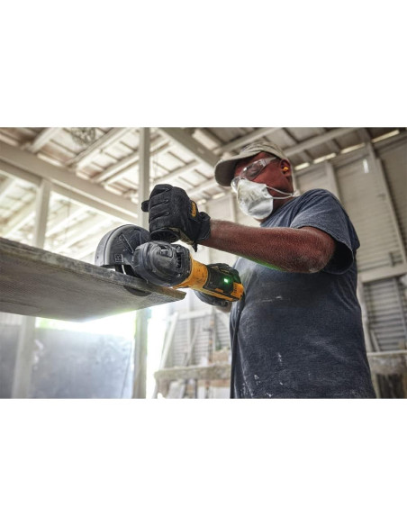 Amoladora DEWALT DWE43231VS 5" Velocidad Variable 2.58 kg Amoladora DEWALT DWE43231VS 5" Velocidad Variable 2.58 kg