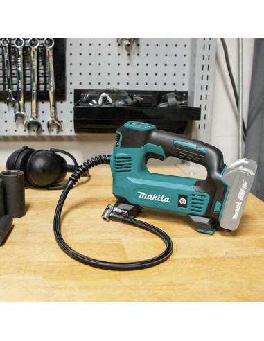 Inflador Inalámbrico Makita DMP180ZX 18V 120 PSI