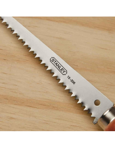Sierra de Mano STANLEY 15-206 para Paneles de Yeso 15,24 cm